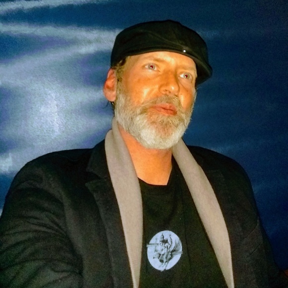 Meet your Posher, Mathew - Picture 1 of 1